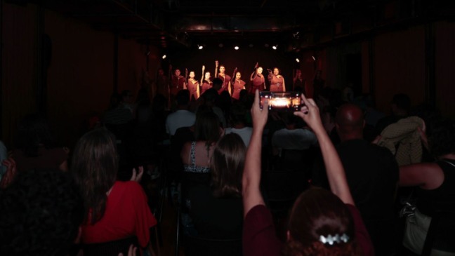 Espetáculo no Centro das Artes