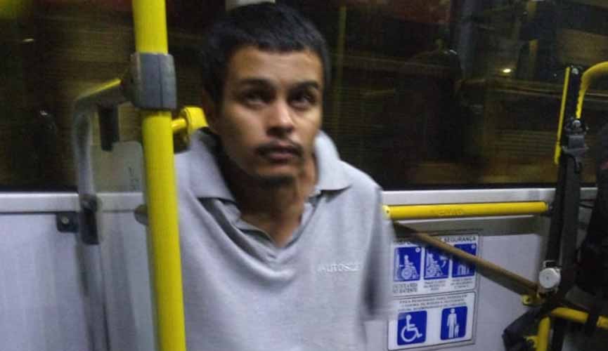 Com apoio de funcionários da Prefeitura, jovem reencontra a família