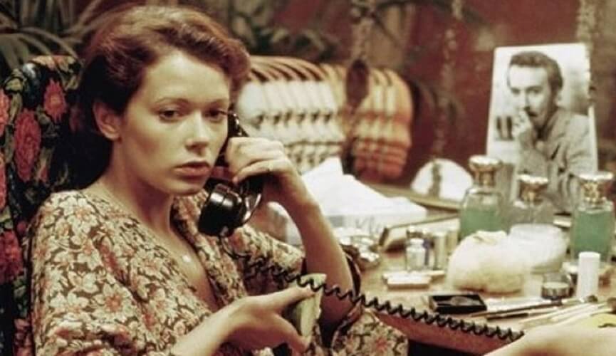 Com ‘Emanuelle’, Cine Privê supera audiência do programa Edir Macedo