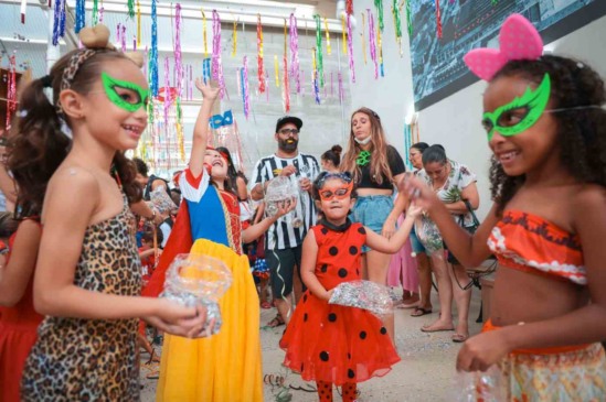 Carnaval é destaque na Biblioteca Nelson Foot e Fábrica das Infâncias Japy