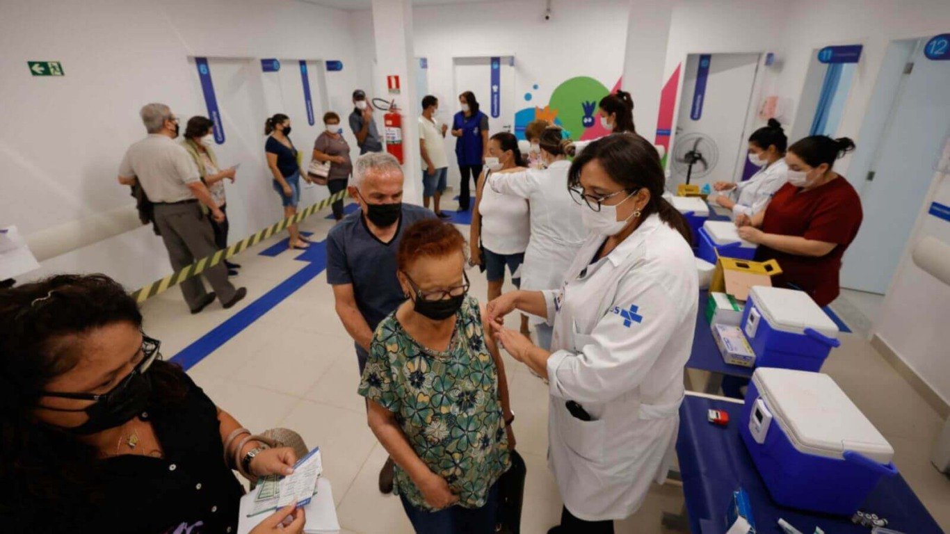 Vacinação em UBS de Jundiaí