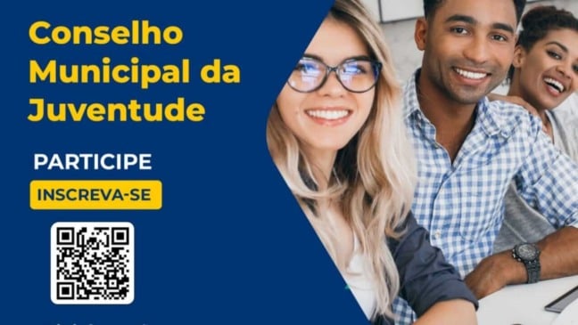 Arte de divulgação do Conselho Municipal da Juventude de Jundiaí, com três jovens sentados um atrás do outro