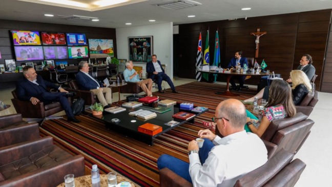 Consultores do Sebrae conhecem Sistema Compra Aberta de Jundiaí