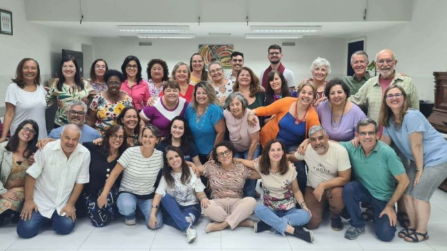 Integrantes do Coral Divino em Canto