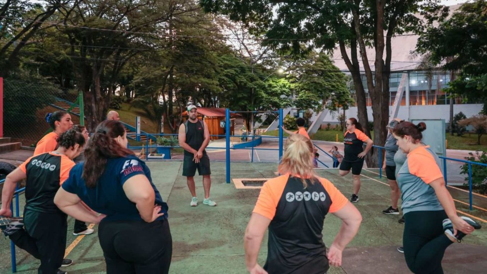 Cozinheiros participando do projeto