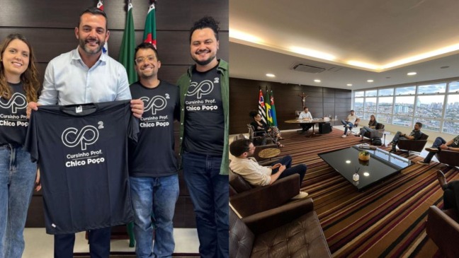 Gustavo Martinelli e representantes do Cursinho