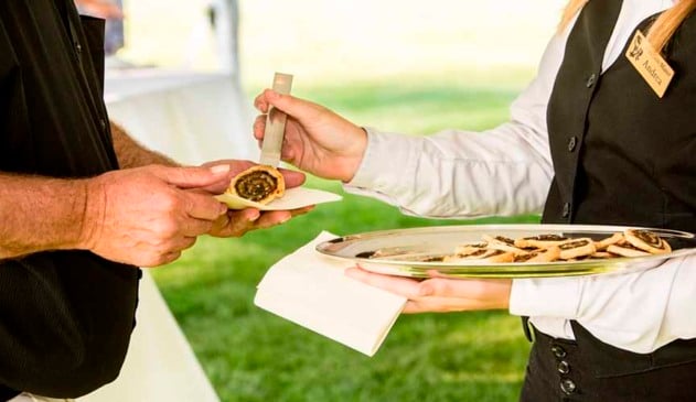 Curso descentralizado de garçom tem vagas gratuitas abertas