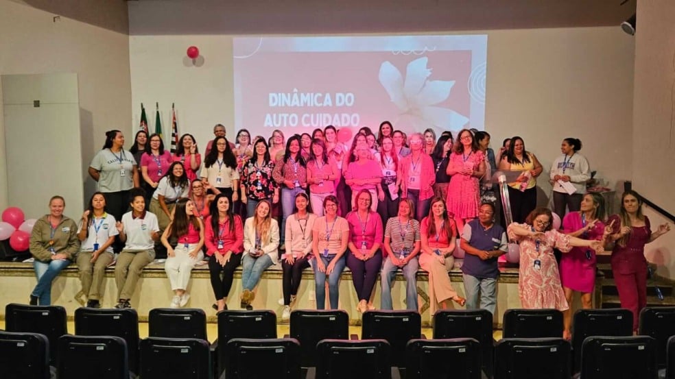 DAE Jundiaí promove programação de prevenção do câncer de mama a servidoras