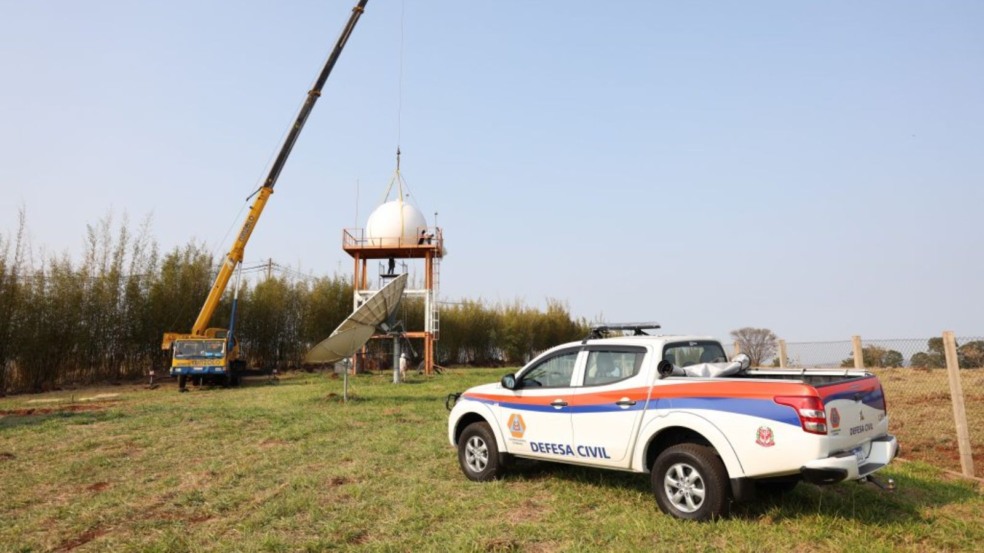Carro da Defesa Civil de SP