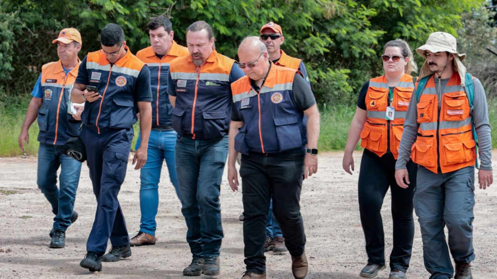 Defesas Civis da região e governo de SP em vistoria técnica.