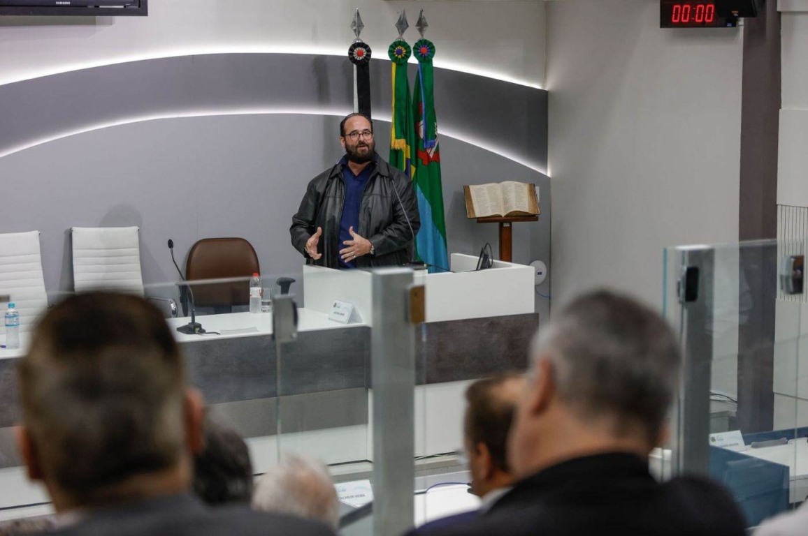 Diretor de Orçamento, Luiz Fernando Boscolo, será um dos responsáveis pela condução da audiência. Foto: Prefeitura de Jundiaí Diretor de Orçamento, Luiz Fernando Boscolo, será um dos responsáveis pela condução da audiência. Foto: Prefeitura de Jundiaí