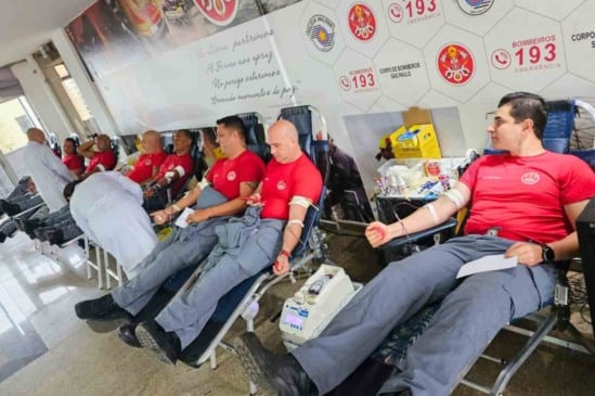 Doação de sangue incentivada pela campanha "Bombeiro Sangue Bom"