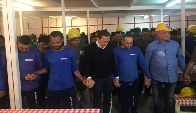 Doria sanciona lei que cria ‘Dia de Oração pelas Autoridades da Nação’ em SP