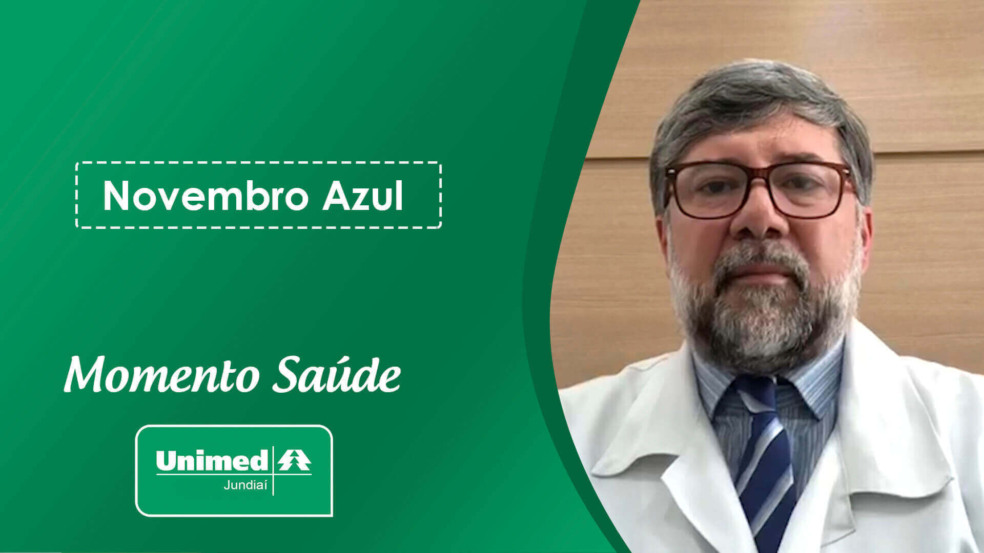 Thumb de vídeo com médico em fundo verde