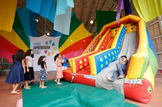 Famílias elogiam estrutura da Feira do Empreendedor para as crianças