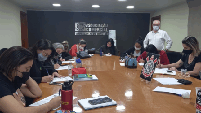 ACE Jundiaí retoma cursos presenciais da Escola de Negócios