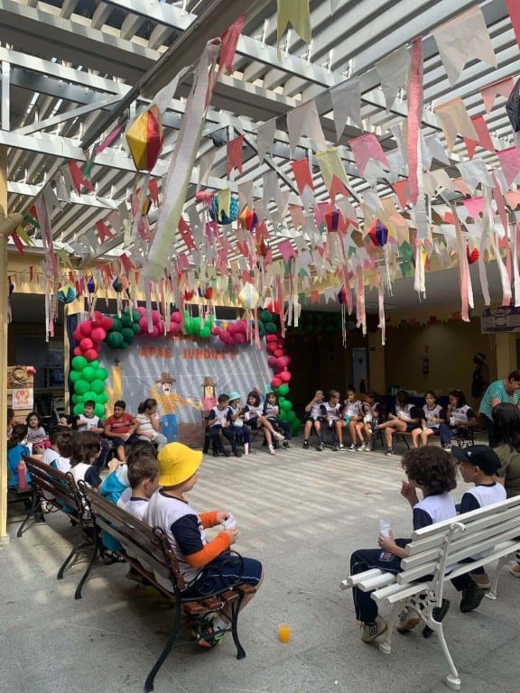 Alunos de EMEB e da APAE de Jundiaí