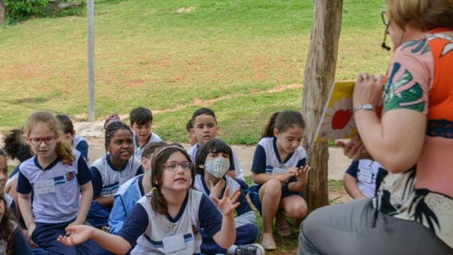 Alunos de EMEB de Jundiaí em aula