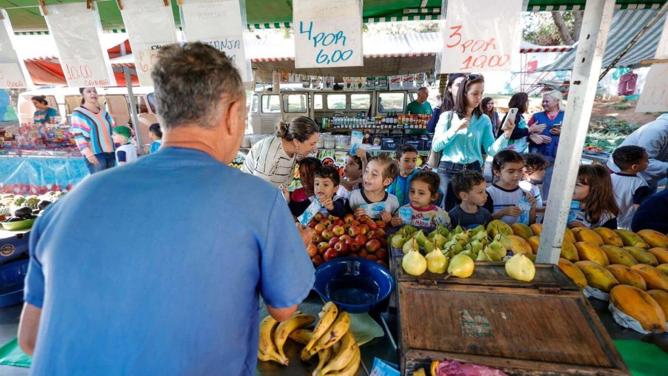 Crianças da rede municipal de Jundiaí visitam feira interativa