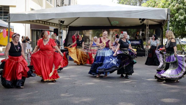 Dança Cigana com as frequentadoras do Centro de Convivência do Idoso (CCI)