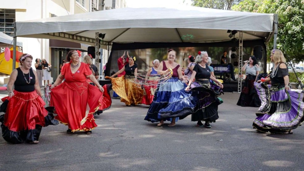 Dança Cigana com as frequentadoras do Centro de Convivência do Idoso (CCI)