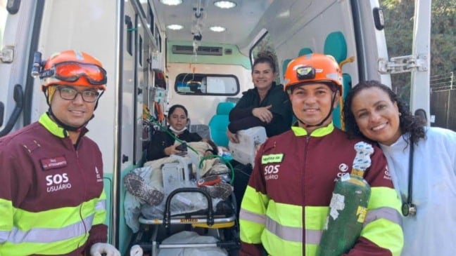 Equipe da CCR AutoBAn