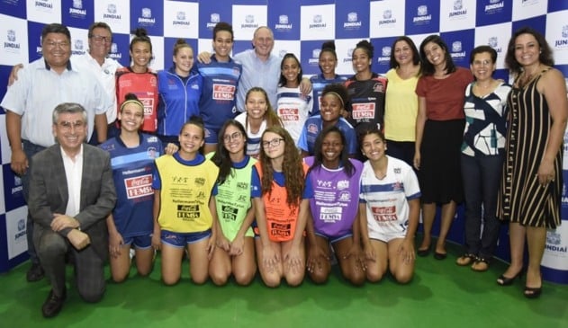 Equipes femininas de Handebol de Jundiaí recebem incentivo de empresas