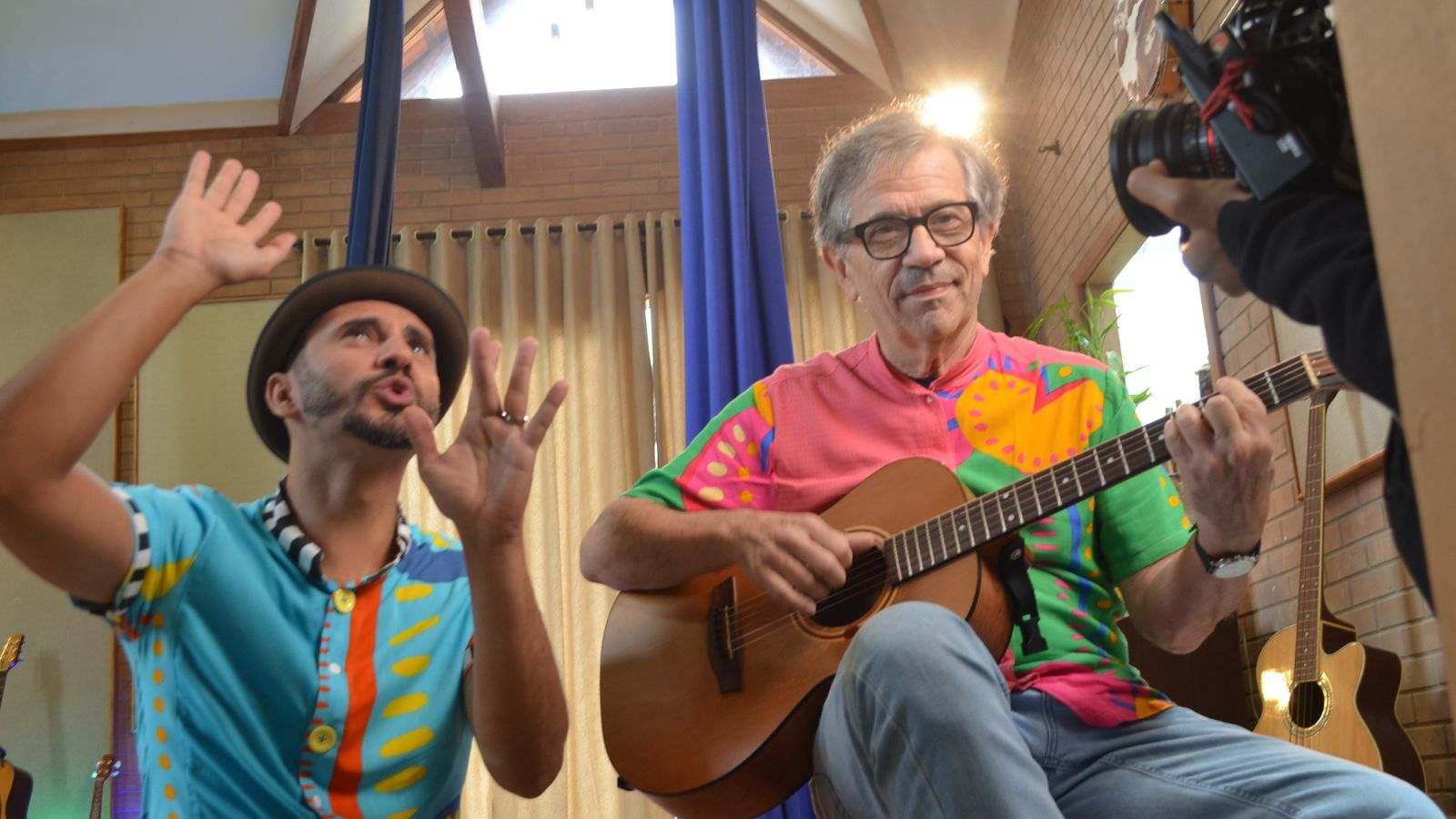 Paulo Tatit e Trupe Trupé, do Siricutico