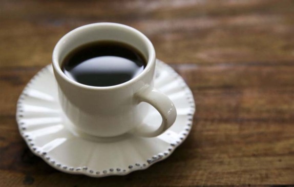 Excesso de café aumenta chance de pressão alta em pessoas predispostas