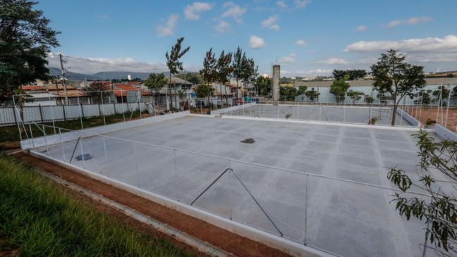 Revitalização das quadras esportivas no Fazenda Grande, em Jundiaí