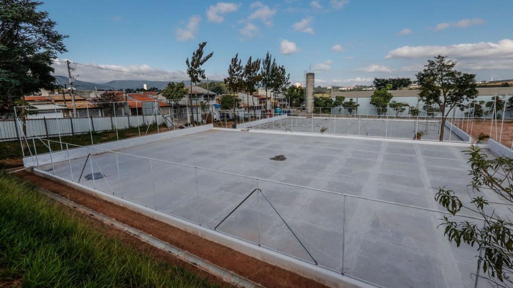 Revitalização das quadras esportivas no Fazenda Grande, em Jundiaí
