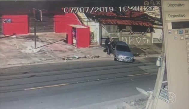 Dupla furta armas, munições e coletes de empresa de segurança em Jundiaí