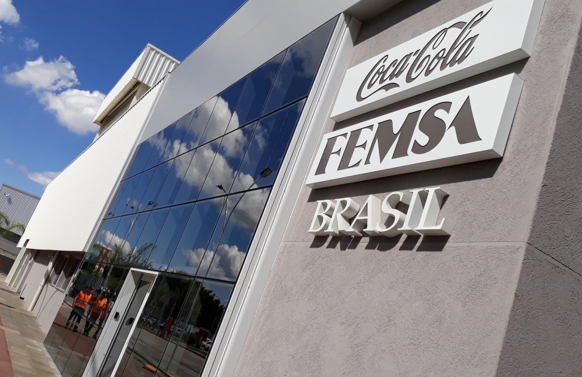 Coca-Cola FEMSA abre vagas em Jundiaí e prioriza mulheres