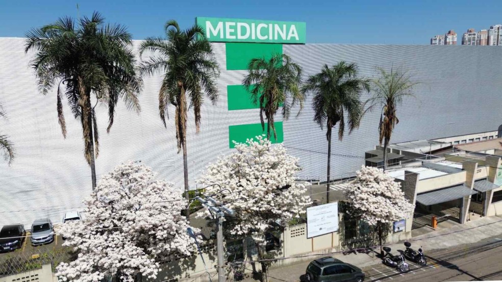 FMJ fachada FMJ fachada