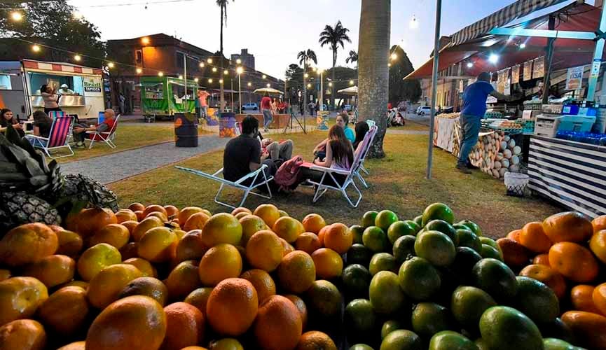Feira nos Trilhos é inaugurada no Complexo Fepasa Feira nos Trilhos é inaugurada no Complexo Fepasa