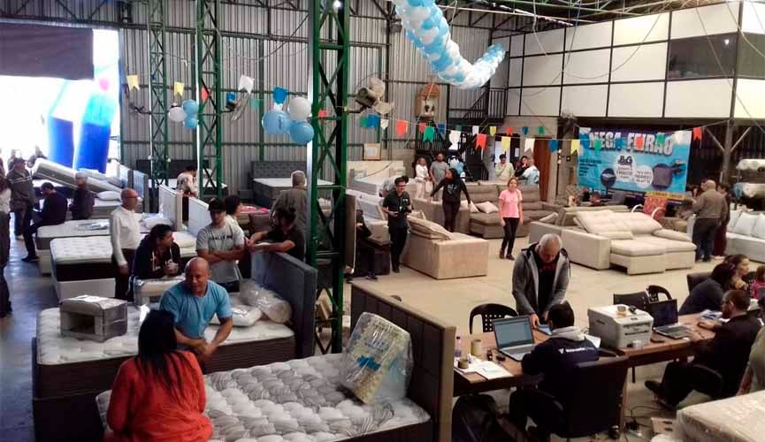 Feirão de Aniversário B&G traz descontos em camas, colchões e sofás Feirão de Aniversário B&G traz descontos em camas, colchões e sofás