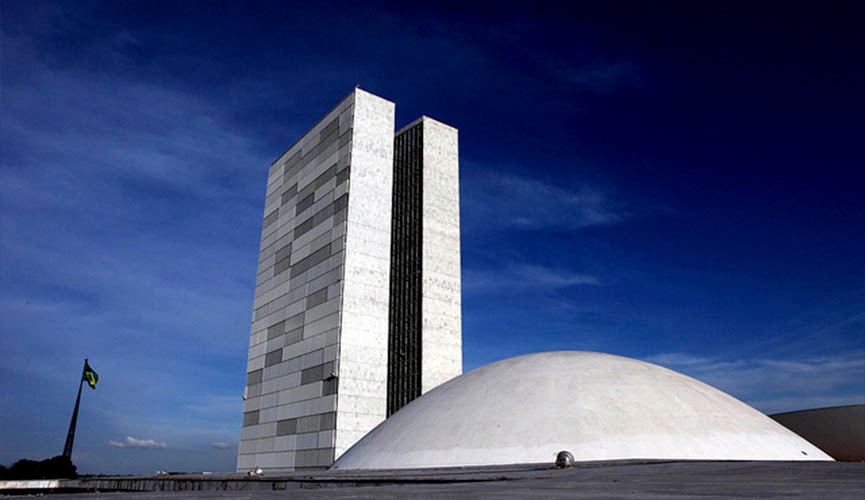 Projeto de lei quer extinguir feriadões