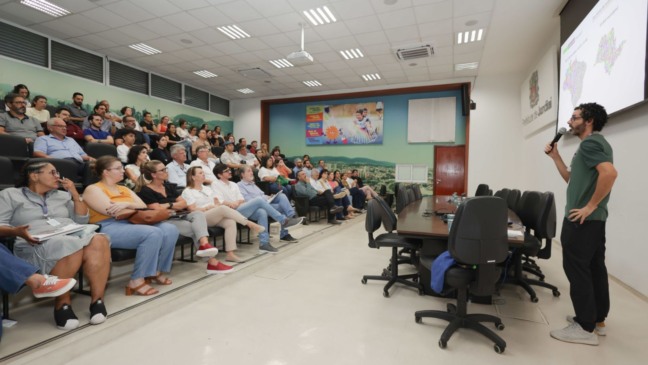 Apresentação do painel do censo demográfico