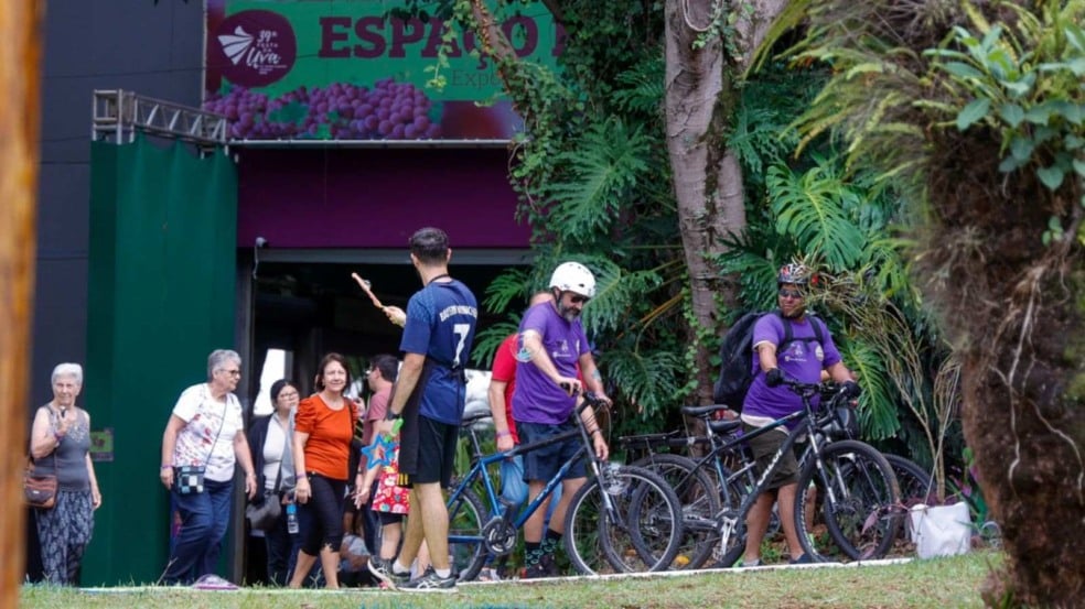Passeio de bike da Festa da Uva