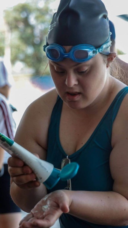 Festival Regional de Natação leva grande público à piscina do Bolão de Jundiaí