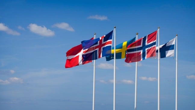 Presidente Sauli Niinisto e primeira-ministra Sanna Marin fizeram o anúncio durante uma entrevista coletiva no Palácio Presidencial, em Helsinque (Foto: Ramberg/Canva)