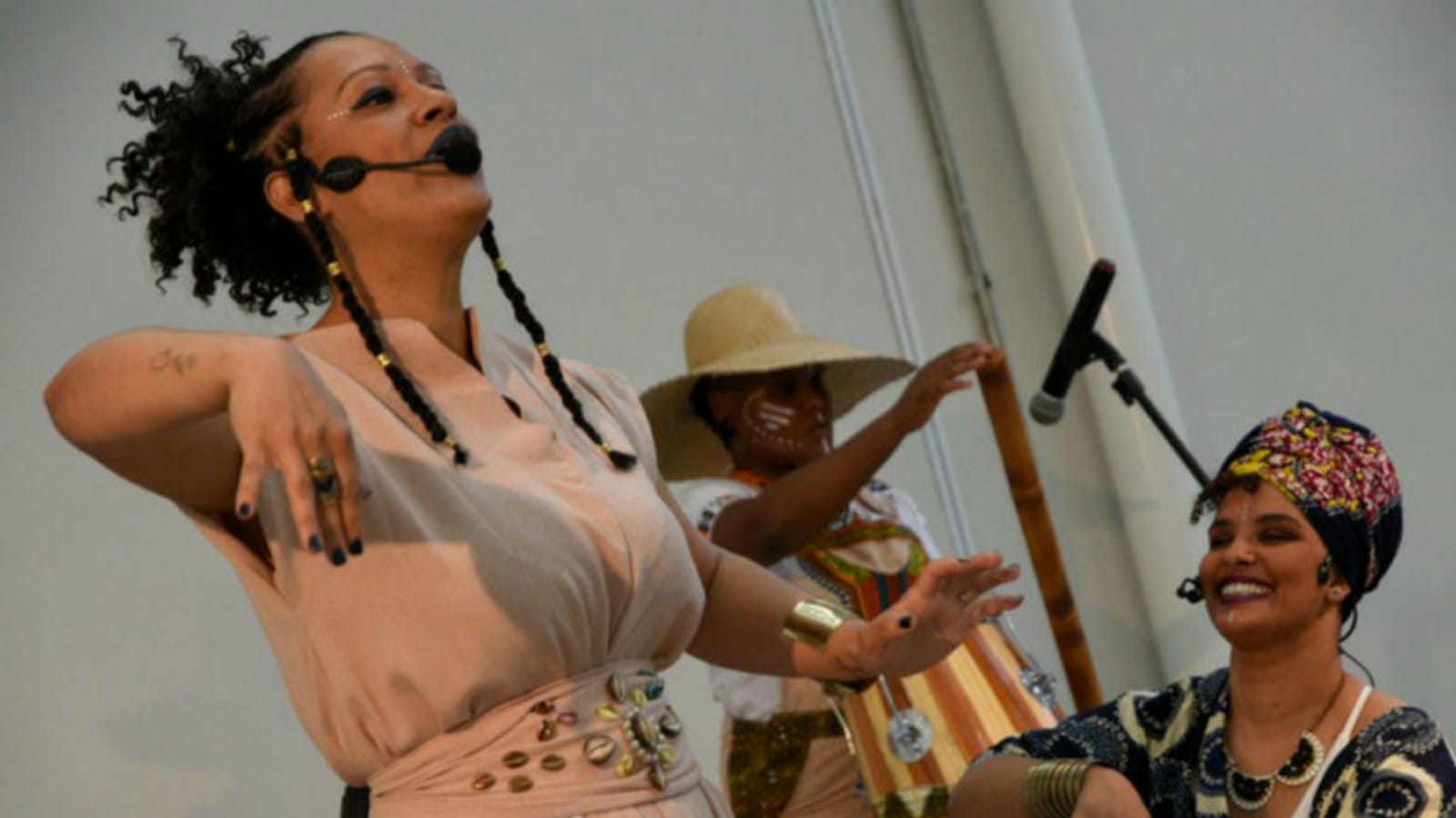 Flij-Cantos-e-contos-ancestrais