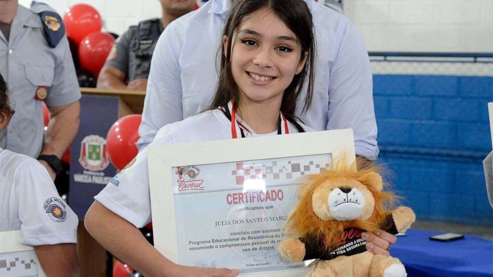 Alunos de escola de Várzea Paulista participam de formatura da PROERD