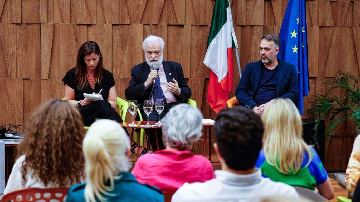 Francesco Tonucci participou de diversa atividades