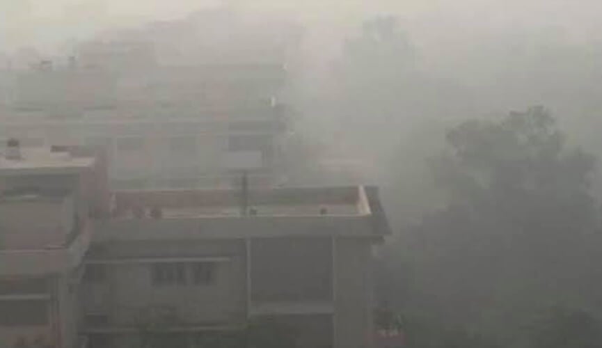 Fumaça tóxica gera preocupação em Louveira