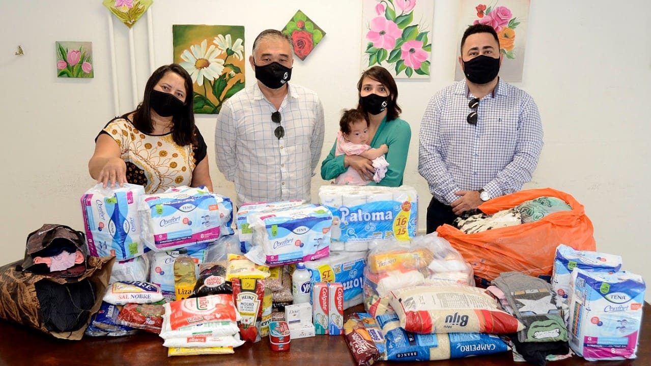 Fundo Social de Várzea Paulista recebe doação de produtos de higiene e cuidados pessoais Fundo Social de Várzea Paulista recebe doação de produtos de higiene e cuidados pessoais