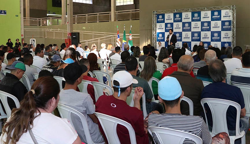 Fundo Social entrega mais 330 certificados em formatura