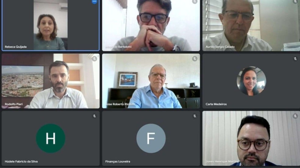 Print de reunião virtual do G-11.