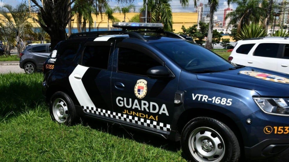 Tiro acidental; Viatura da Guarda Municipal de Jundiaí - foragidos da justiça