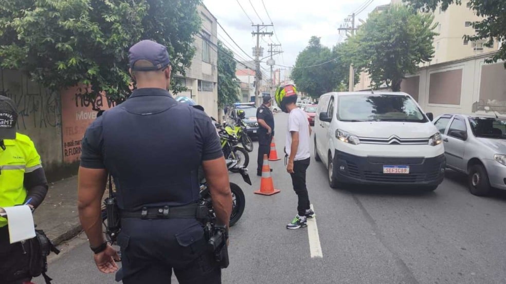 GM em ação blitz na Ponte São João GM em ação blitz na Ponte São João